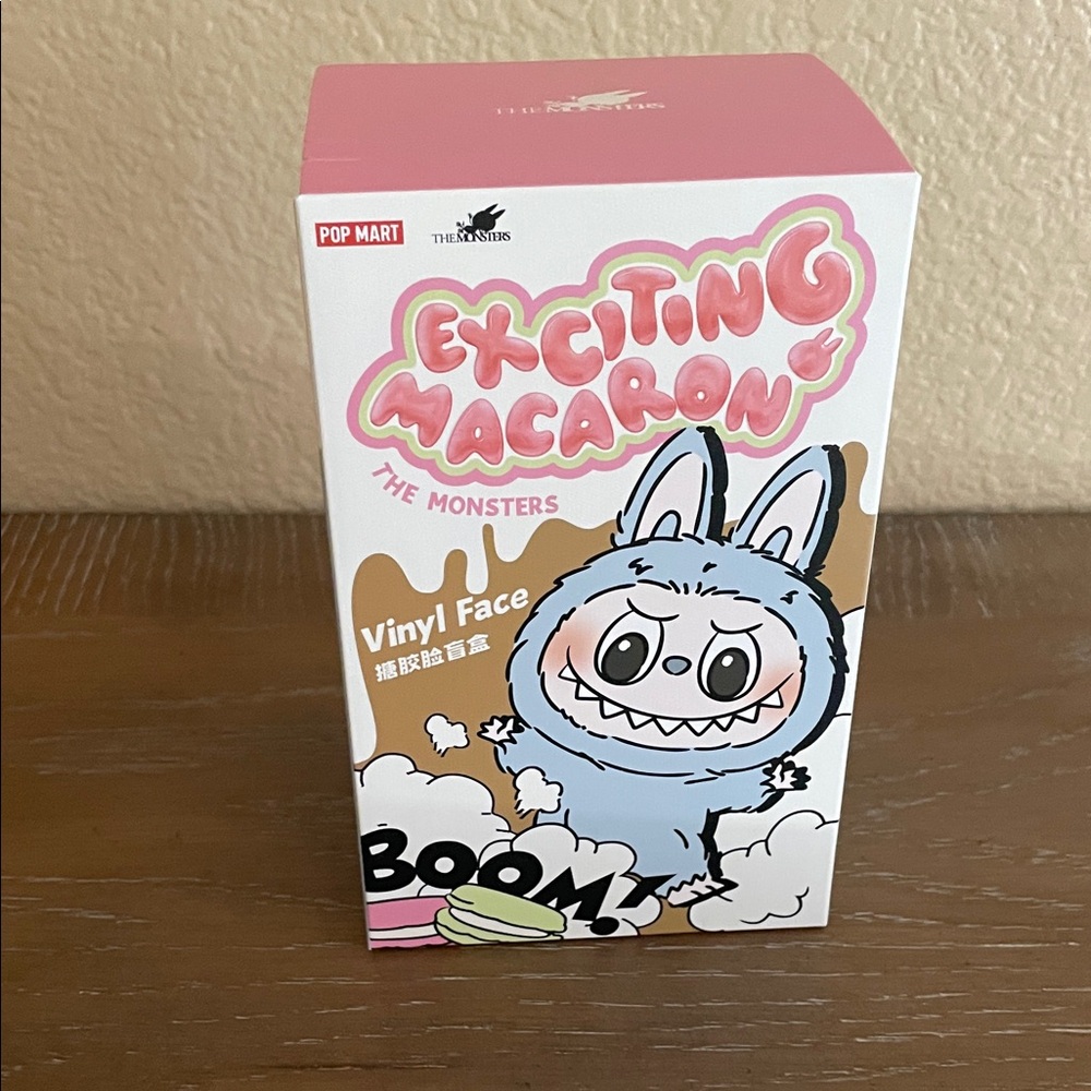 NIB Labubu - Lychee Berry
Labubu Exciting Macaron